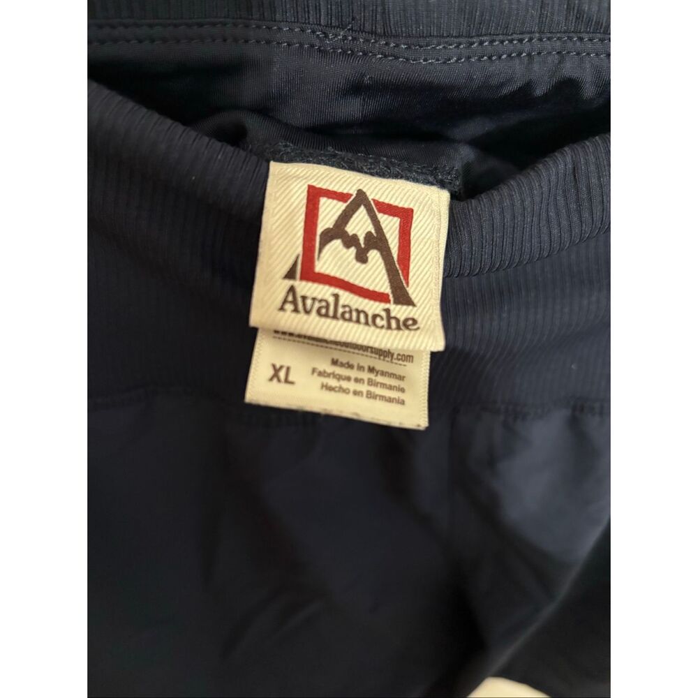 Avalanche Workout Shorts XL Above Knee Athletic Activewear - Picture 4 of 5